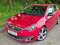 Usado Peugeot 308 GT-line 2016 Rojo Utilitario