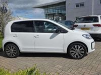 Usado VW up! Black Edition 65 HP (47 kW) 2022 Branco Citadino