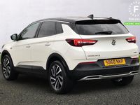 Used Vauxhall Grandland X Elite 130 HP (95 kW) 2018 White SUV