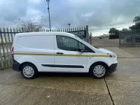 Usado Ford Transit 2017 Blanco Familiar