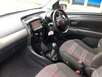 Used Peugeot 108 Allure 82 HP (60 kW) 2015 Blue Hatchback