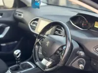 Used Peugeot 308 Active 120 HP (88 kW) 2016 Black Estate