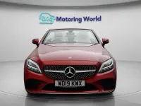 Usado Mercedes C200 AMG line 198 HP (145 kW) 2019 Vermelho Cabrios