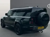 Używany Land Rover Defender 300 KM (220 kW) 2024 SUV