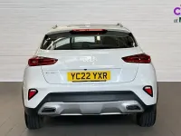 Used Kia XCeed 118 HP (86 kW) 2022 White SUV