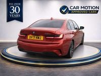 Begagnad BMW 330e M Sport 2021 Orange Sedan