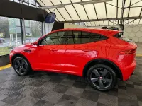 Usado Jaguar E-Pace Chequered Flag 180 HP (132 kW) 2019 Vermelho SUV