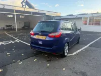 Begagnad Ford Grand C-Max Zetec 120 HK (88 kW) 2016 Blå Minibuss