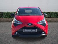 Begagnad Toyota Aygo Trend 72 HK (52 kW) 2020 Röd Halvkombi