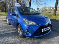 Used Toyota Yaris 2017 Blue Hatchback