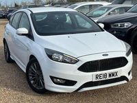 Usado Ford Focus ST-Line X 140 HP (102 kW) 2018 Branco Citadino