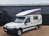 Used Peugeot Partner 90 HP (66 kW) 2006 White MPV
