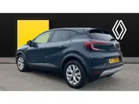 Używany Renault Captur Iconic 91 KM (66 kW) 2022 Niebieski SUV