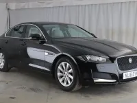 Begagnad Jaguar XF Prestige 163 HK (119 kW) 2016 Svart Sedan