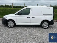 Begagnad VW Caddy 102 HK (75 kW) 2022 Vit Minibuss
