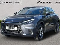 Usado Lexus LBX 136 CV (100 kW) 2025 Gris SUV
