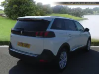 Used Peugeot 5008 Allure 130 HP (95 kW) 2018 White SUV