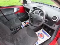 Used Peugeot 107 Sportium 68 HP (50 kW) 2012 Red Hatchback