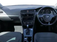 Begagnad VW e-Golf 99 kW (135 HK) 2019 Blå Halvkombi