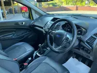 Used Ford Ecosport Titanium 95 HP (69 kW) 2017 Yellow SUV