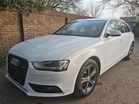 Used Audi A4 Advanced 2015 White Estate
