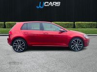 Used VW Golf VII Match 105 HP (77 kW) 2015 Red Hatchback