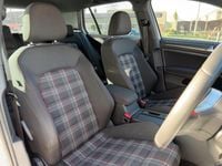 Begagnad VW Golf VII GTI 2018 Silver Halvkombi