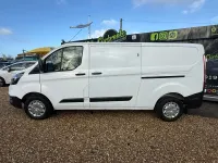 Used Ford Transit Custom 105 HP (77 kW) 2018 White Van