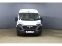 Used Vauxhall Movano 140 HP (102 kW) 2023 White