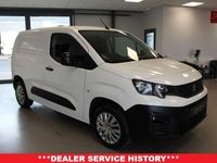 Second-hand Peugeot Partner Premium 2022 Alb Monovolum