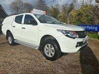 Used Mitsubishi L200 154 HP (113 kW) 2018 White Pickup