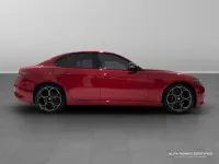 Ny Alfa Romeo Giulia 276 HK (202 kW) 2026 Röd Sedan
