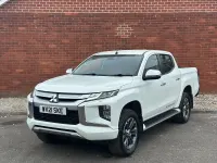Used Mitsubishi L200 150 HP (110 kW) 2021 White Pickup