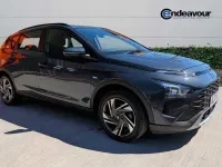 Begagnad Hyundai Bayon SE 2023 Grå SUV