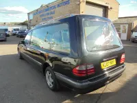 Usado Mercedes E240 Classic 2003 Preto Sedan
