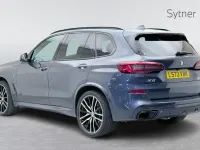 Używany BMW X5 M Sport 335 KM (246 kW) 2022 Szary SUV