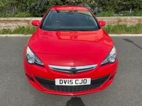 Used Vauxhall Astra SRi 136 HP (100 kW) 2015 Red Coupe