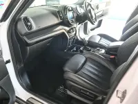Used Mini Cooper S Countryman Exclusive 2019 Light white/red SUV