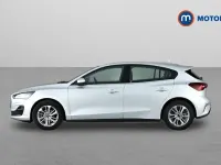 Used Ford Focus Titanium 125 HP (91 kW) 2023 Silver Hatchback