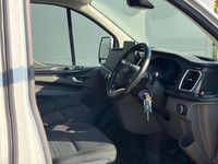 Used Ford Transit Custom Limited 130 HP (95 kW) 2021 White Van