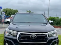 Used Toyota HiLux 150 HP (110 kW) 2019 Black Pickup