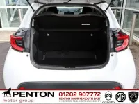 Used Toyota Yaris Design 91 HP (66 kW) 2023 White Hatchback