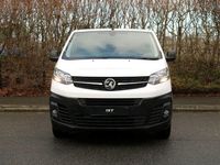 Used Vauxhall Vivaro 100 HP (73 kW) 2022 White MPV