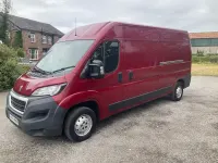 Used Peugeot Boxer 130 HP (95 kW) 2018 Red Van
