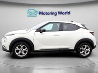 Used Nissan Juke N-Connecta 114 HP (83 kW) 2022 White SUV