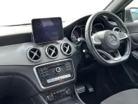 Usado Mercedes CLA220 AMG line 2018 Prateado Sedan