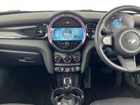 Used Mini Cooper Classic 136 HP (100 kW) 2022 Silver Hatchback