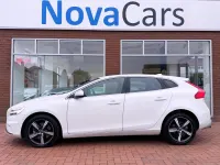 Usado Volvo V40 R-Design 122 CV (89 kW) 2017 Blanco Utilitario