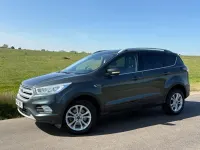 Używany Ford Kuga Titanium 120 KM (88 kW) 2017 Zielony SUV