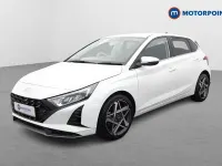 Used Hyundai i20 Premium 2025 White Hatchback